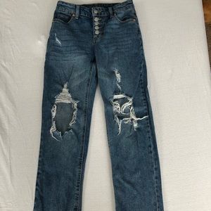 Wild Fabel mom jeans!